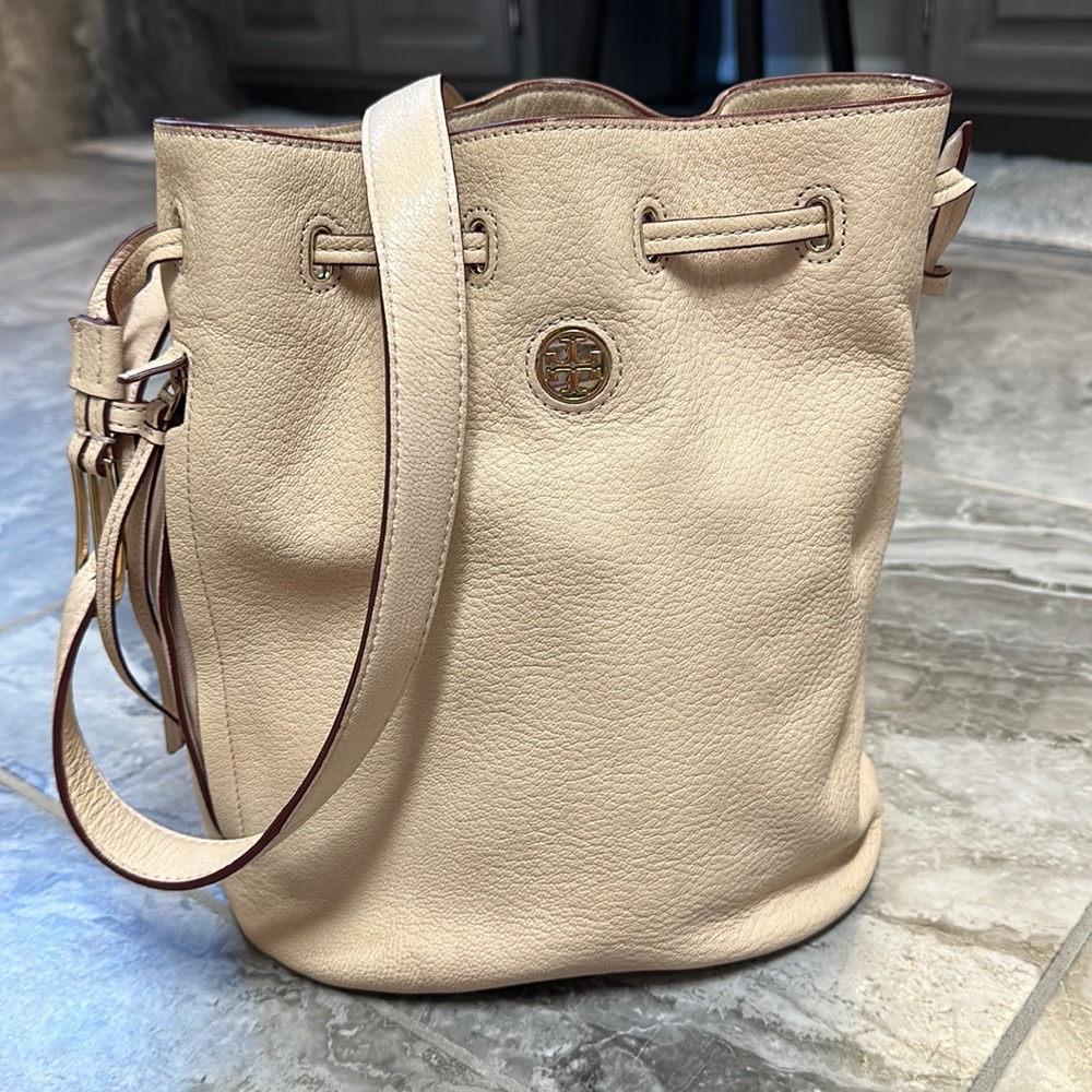 Tory Burch Bucket Shoulder Bag